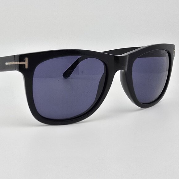 *SOLD* Tom Ford TF336 01V Leo Black Frame Grey Lens Sunglasses w/ Case Italy - Picture 7 of 15